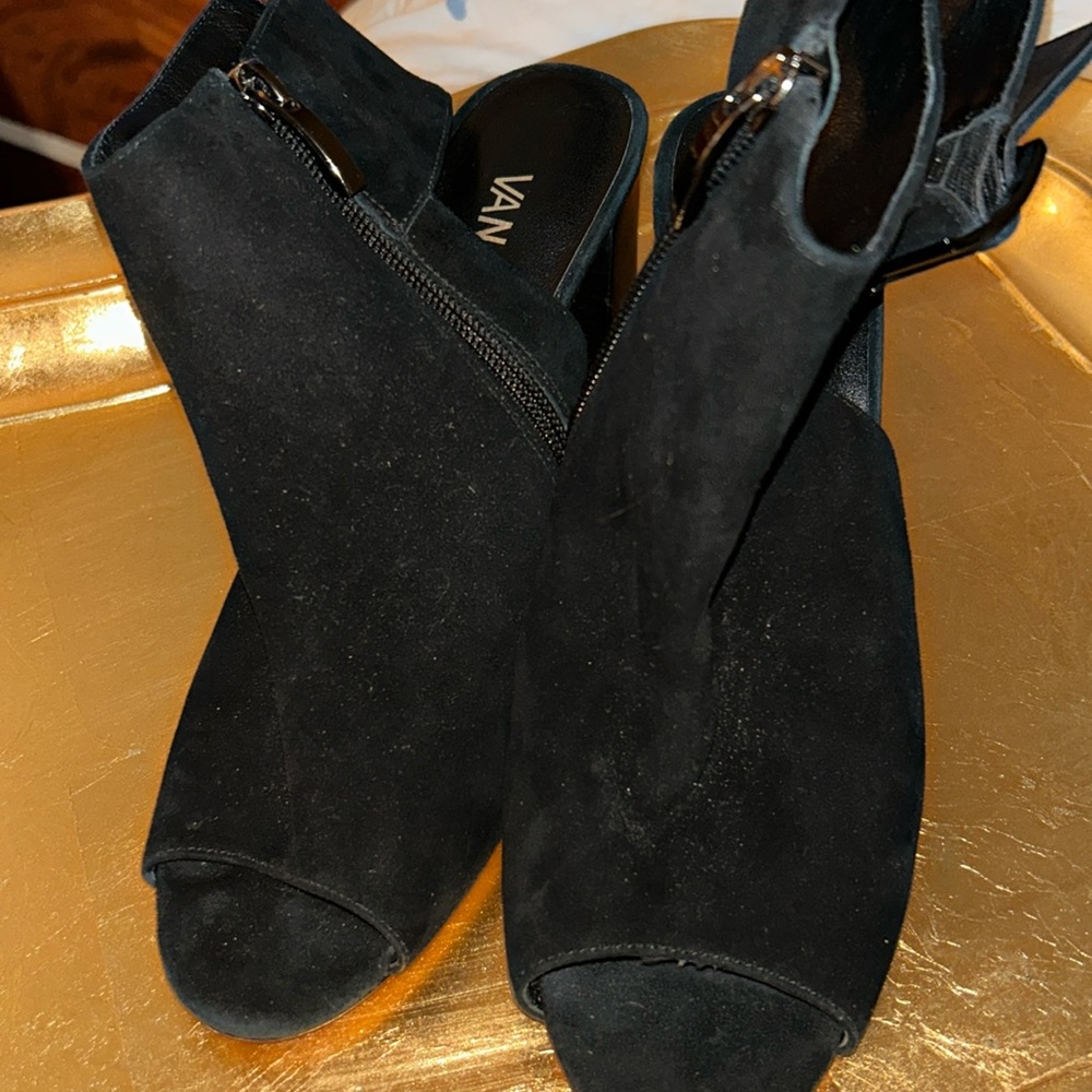Very good condition Vaneli black suede Ankle strap open toe pump size 8